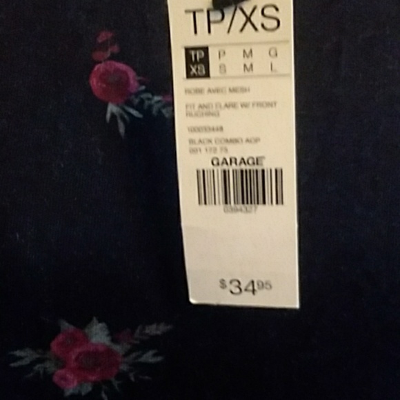 Brand new back dress with rose design. - Picture 5 of 5